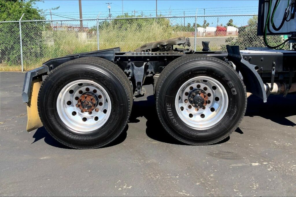 2020 CUM LT625 6×4 Day Cab