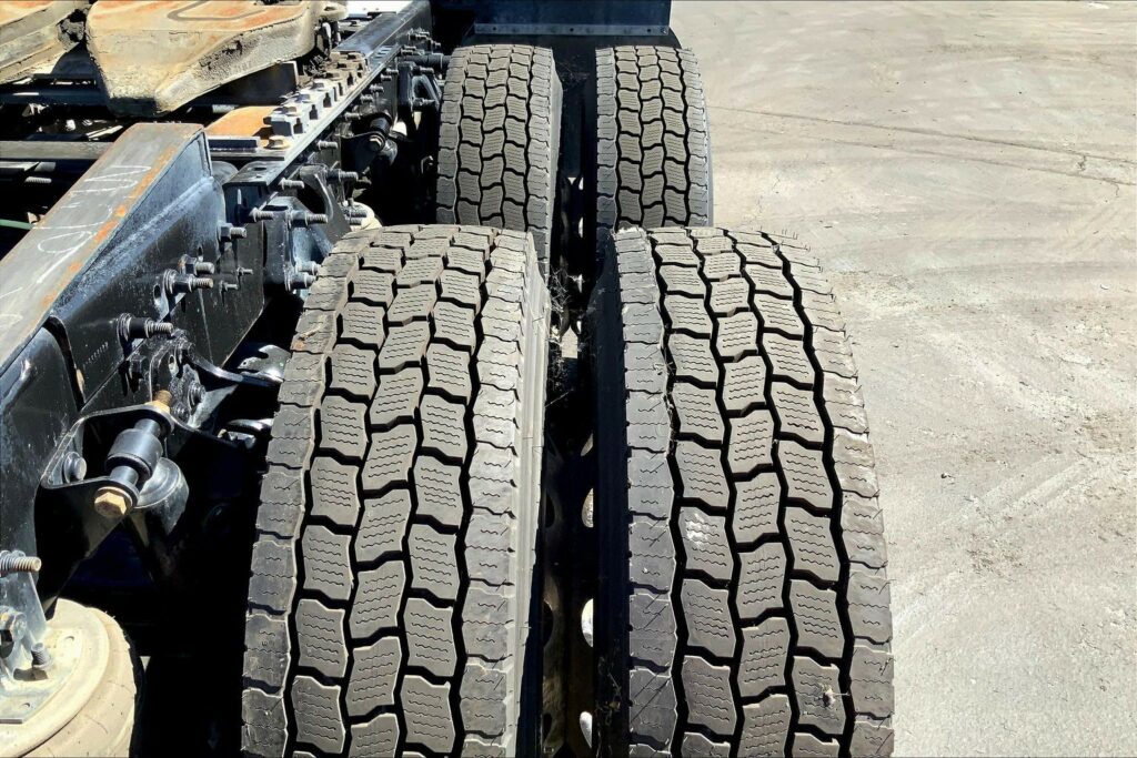 2020 CUM LT625 6×4 Day Cab