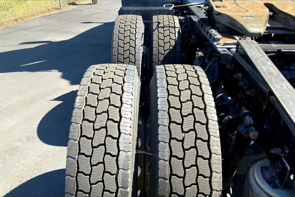 2020 CUM LT625 6×4 Day Cab