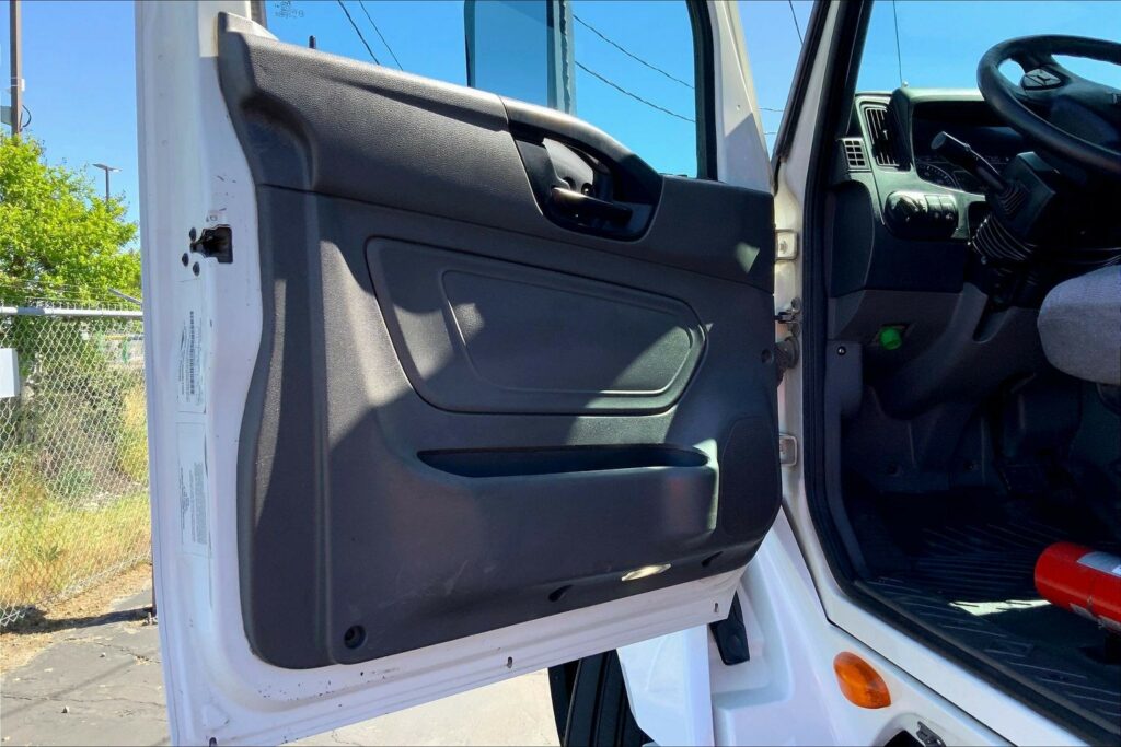 2020 CUM LT625 6×4 Day Cab