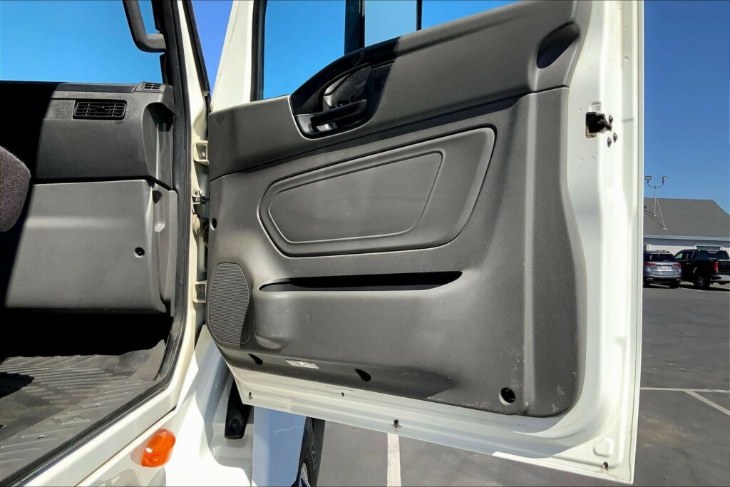 2020 CUM LT625 6×4 Day Cab