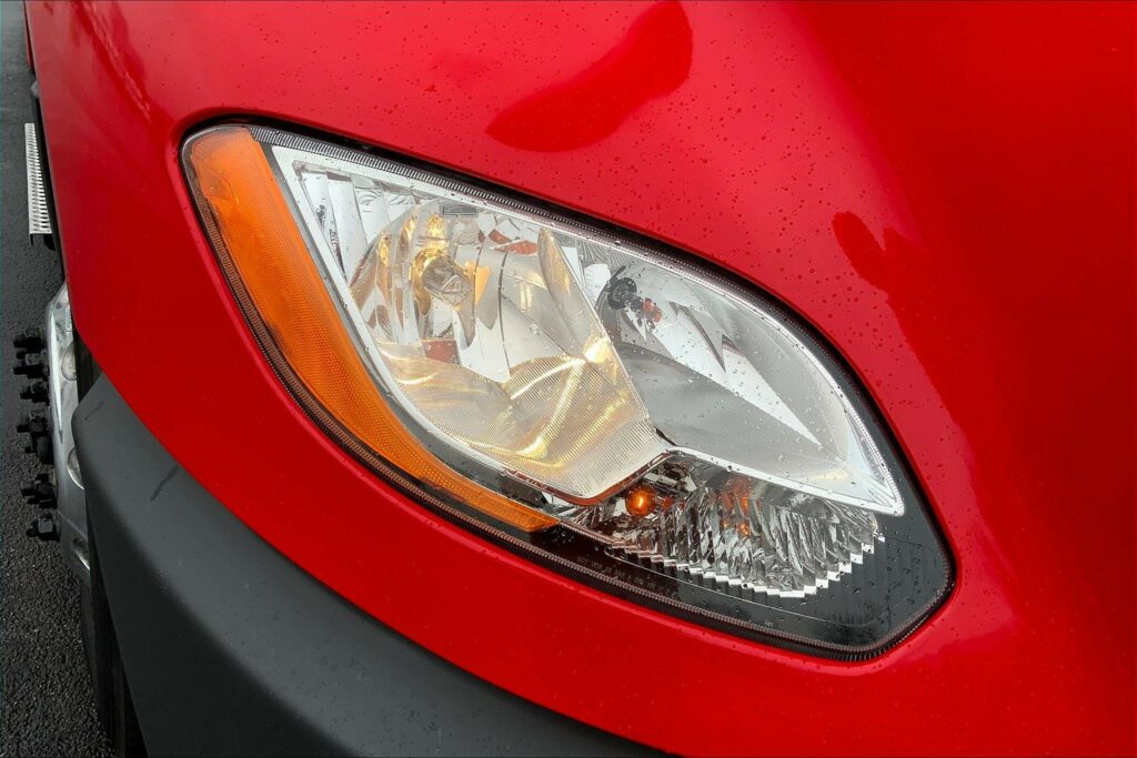 2021 CUM LT625 6×4 Sleeper