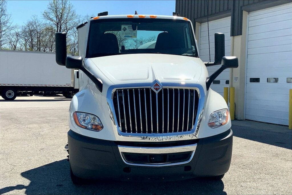 2020 CUM LT625 6×4 Day Cab