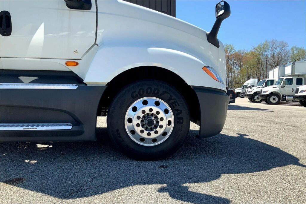 2020 CUM LT625 6×4 Day Cab