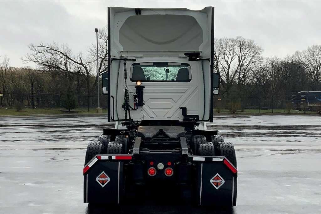 2020 CUM LT625 6×4 Day Cab