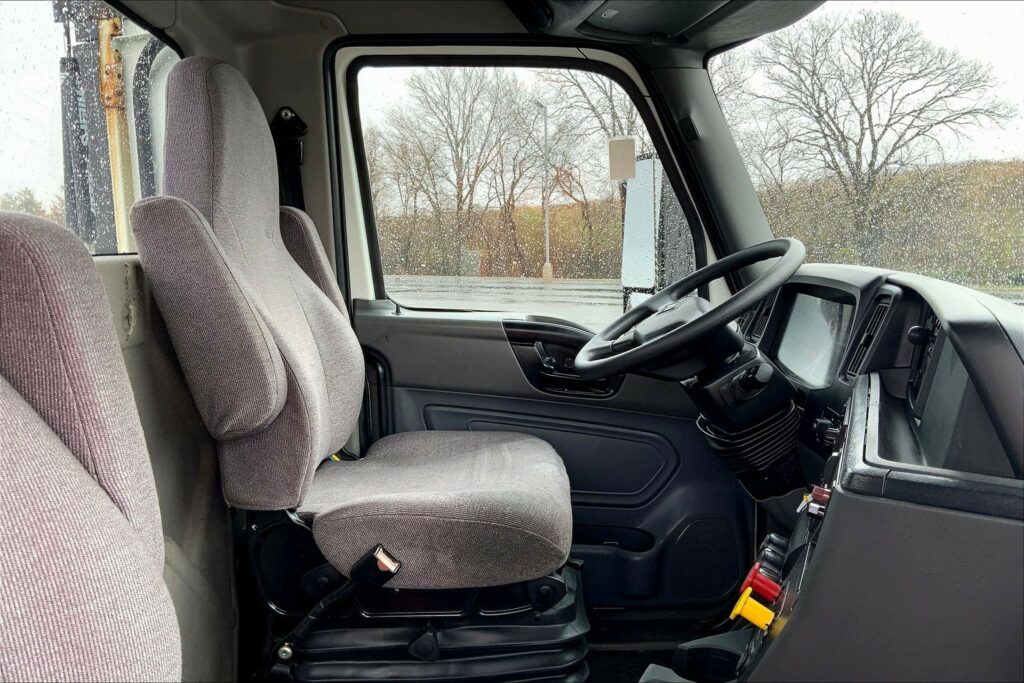 2020 CUM LT625 6×4 Day Cab