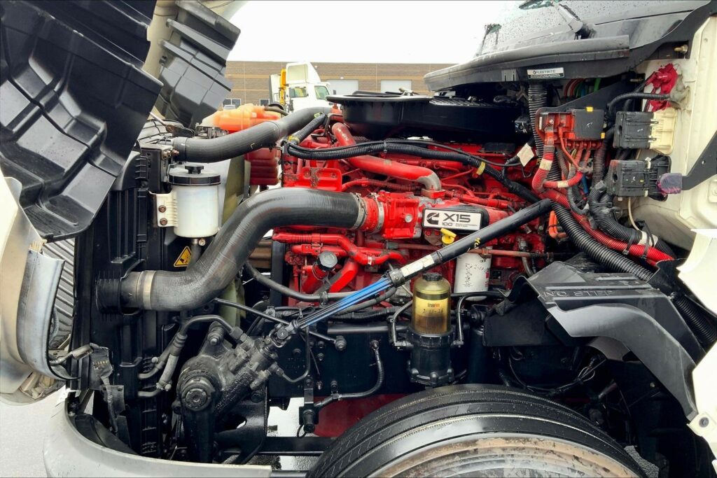 2020 CUM LT625 6×4 Day Cab