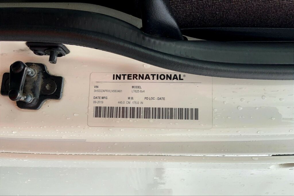 2020 CUM LT625 6×4 Day Cab