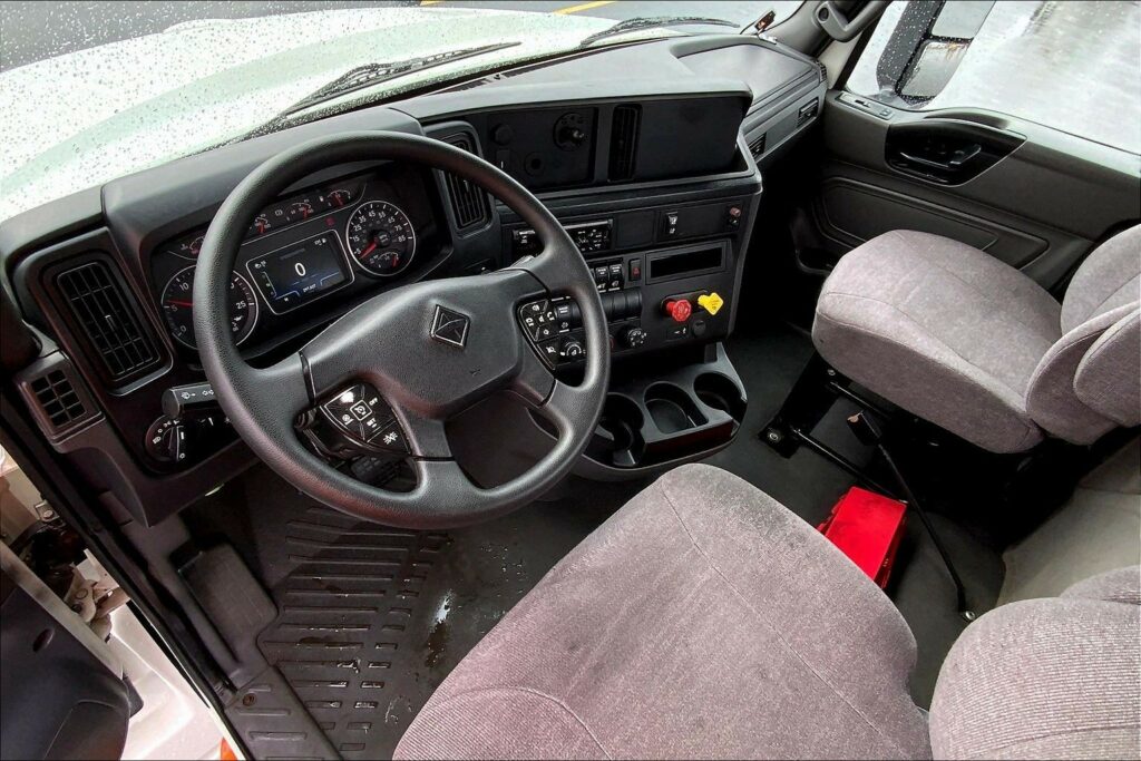 2020 CUM LT625 6×4 Day Cab