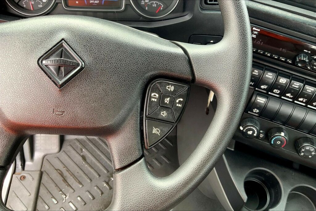 2020 CUM LT625 6×4 Day Cab