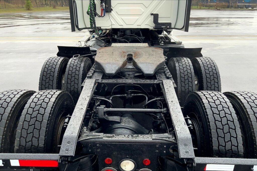 2020 CUM LT625 6×4 Day Cab