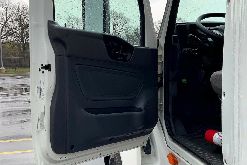 2020 CUM LT625 6×4 Day Cab