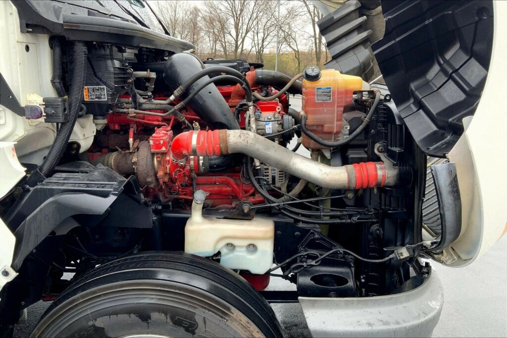 2020 CUM LT625 6×4 Day Cab