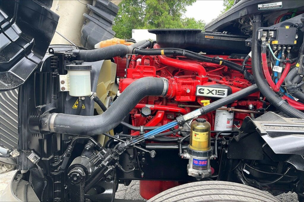 2021 CUM LT625 6×4 Day Cab
