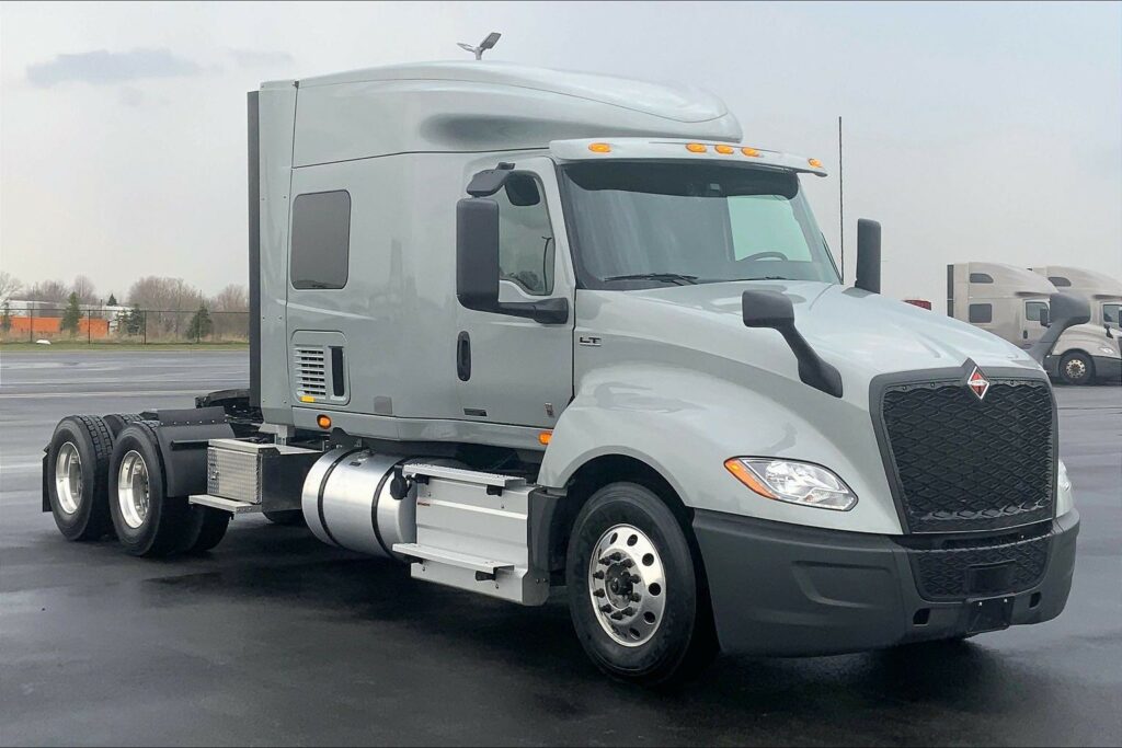 2026 INT LT625 6X4 Sleeper