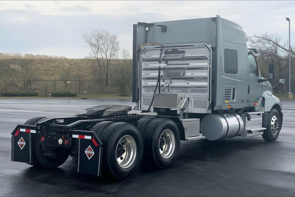 2026 INT LT625 6X4 Sleeper