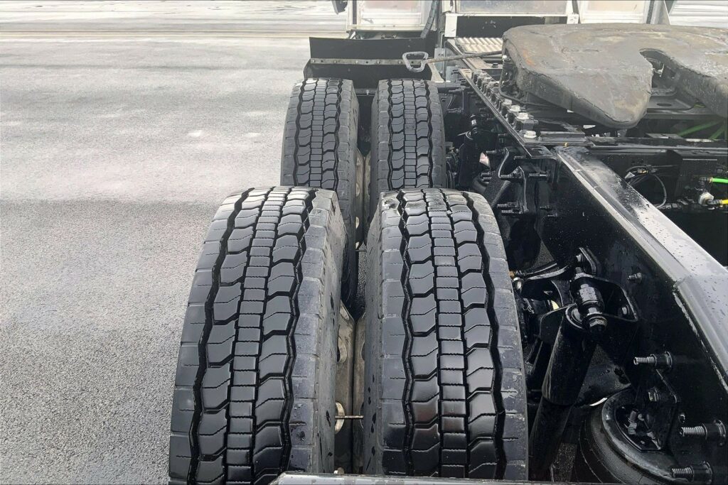 2026 INT LT625 6X4 Sleeper