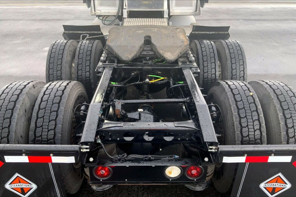 2026 INT LT625 6X4 Sleeper