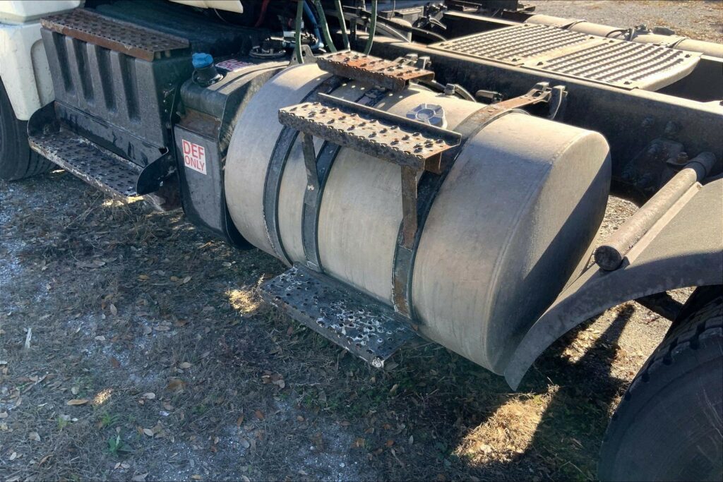 2018 INT LT625 6×4 Day Cab