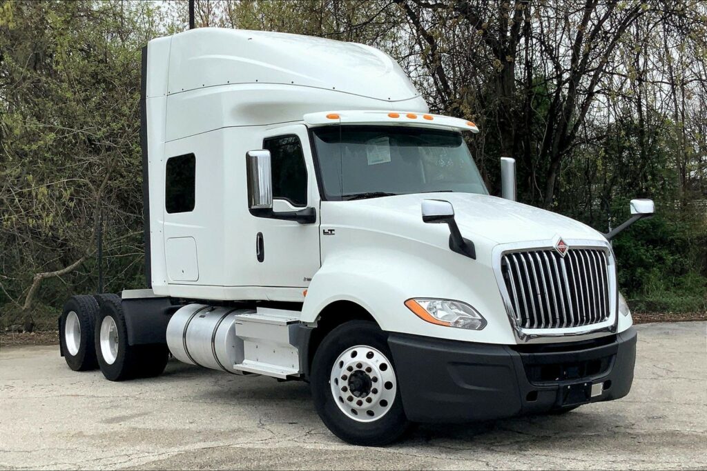 2020 INT LT625 6×4 Sleeper