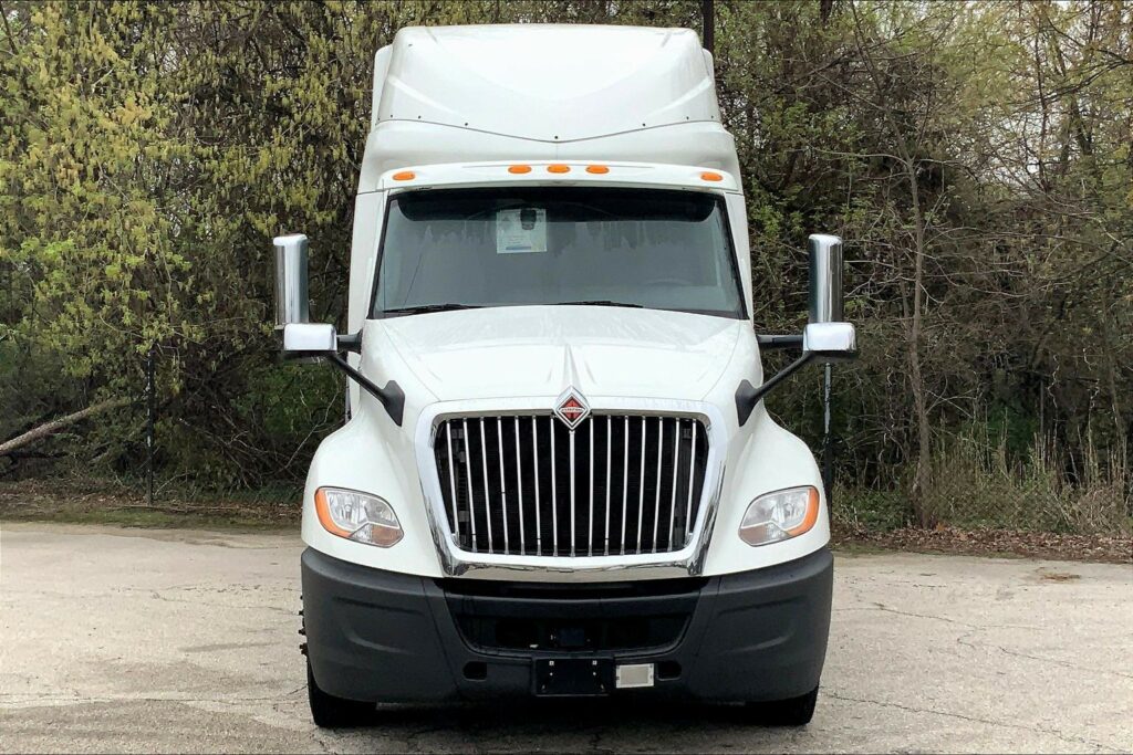 2020 INT LT625 6×4 Sleeper