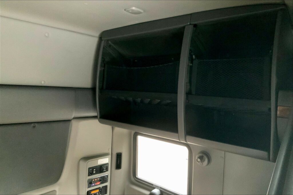 2020 INT LT625 6×4 Sleeper