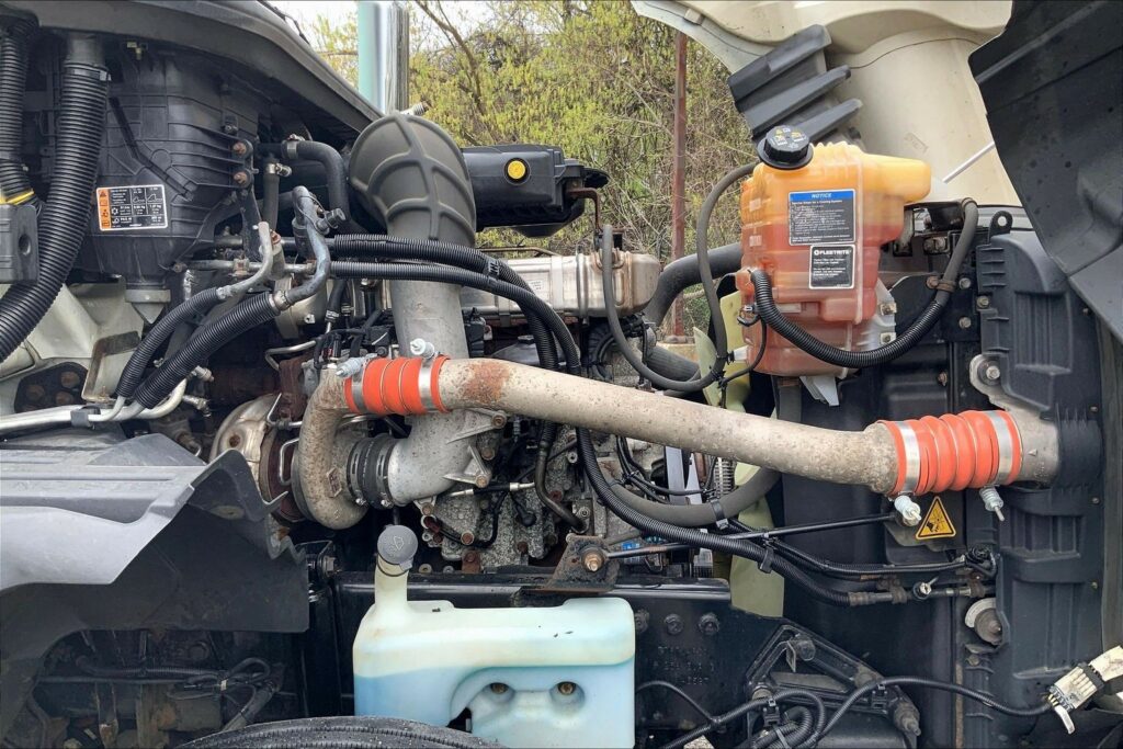 2020 INT LT625 6×4 Sleeper