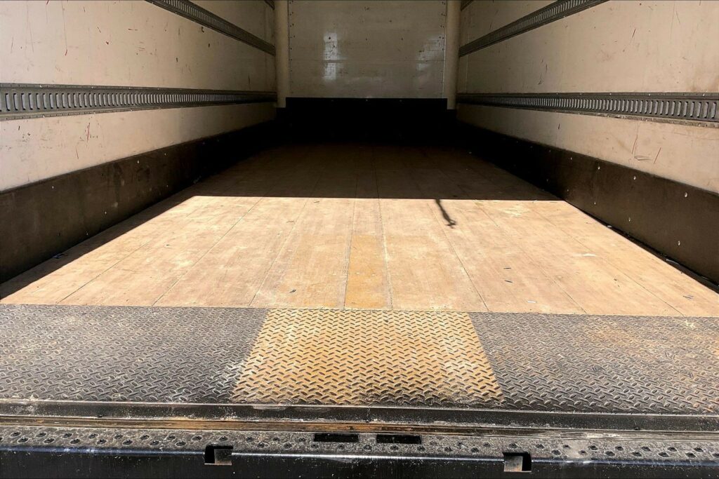 2021 CUM MV607 Medium Conventional
