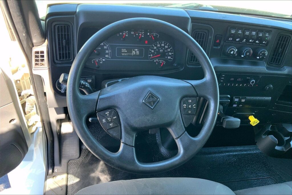2021 CUM MV607 Medium Conventional
