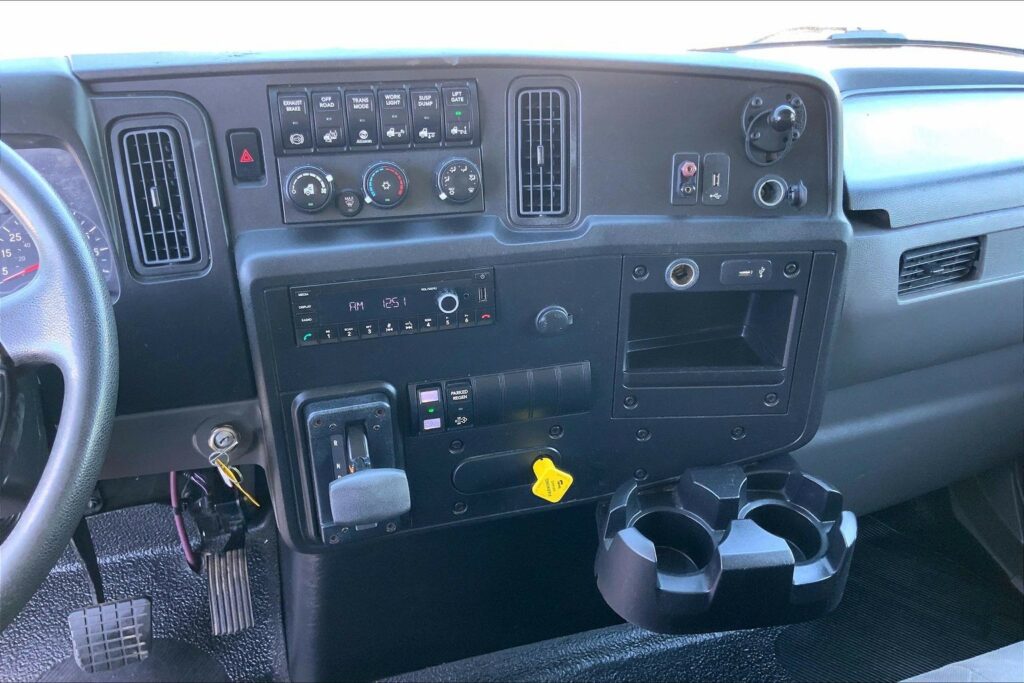 2021 CUM MV607 Medium Conventional