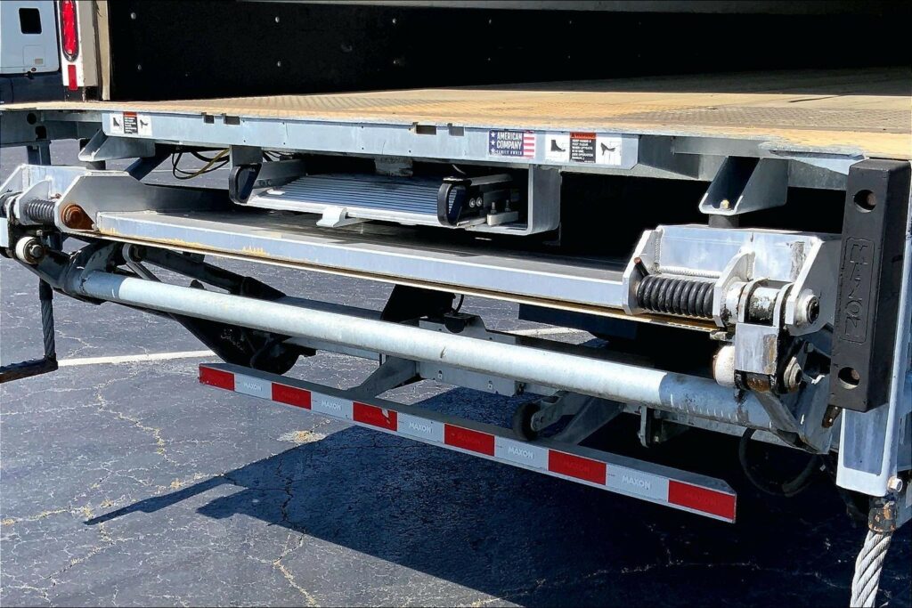 2021 CUM MV607 Medium Conventional