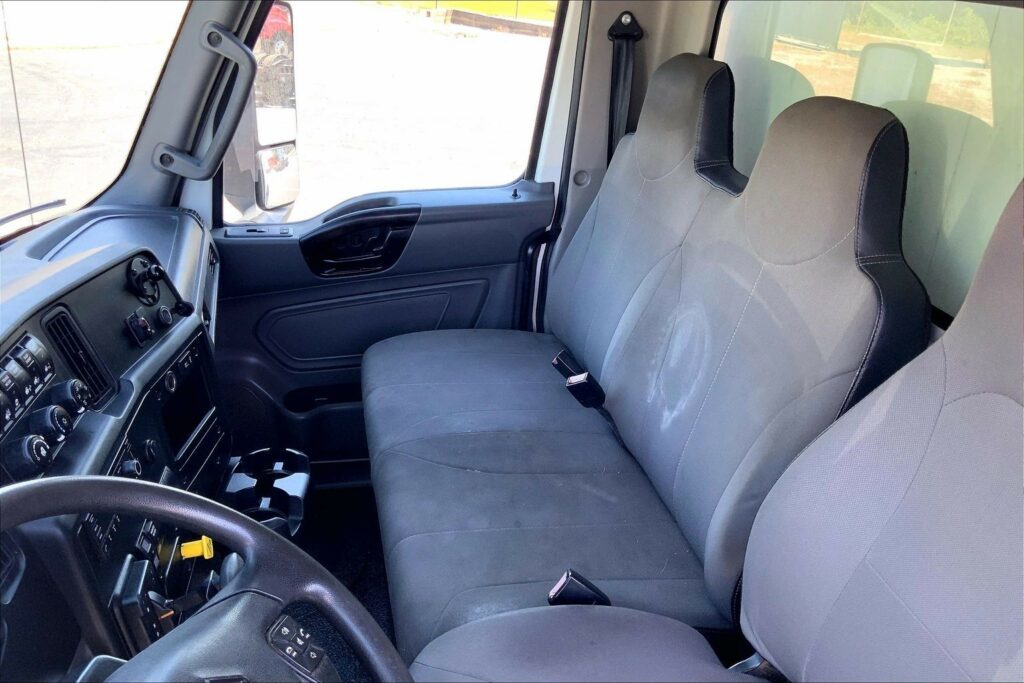 2021 CUM MV607 Medium Conventional