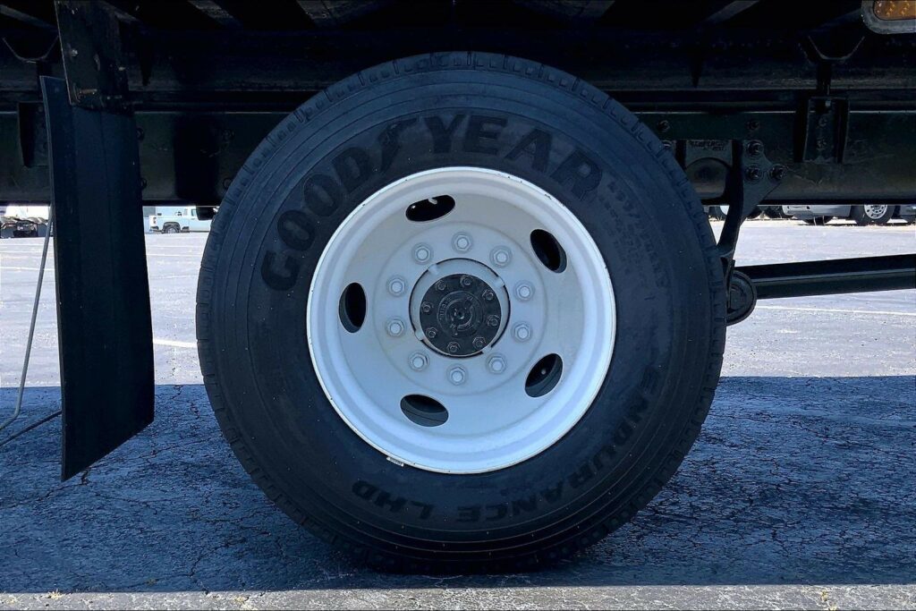 2021 CUM MV607 Medium Conventional