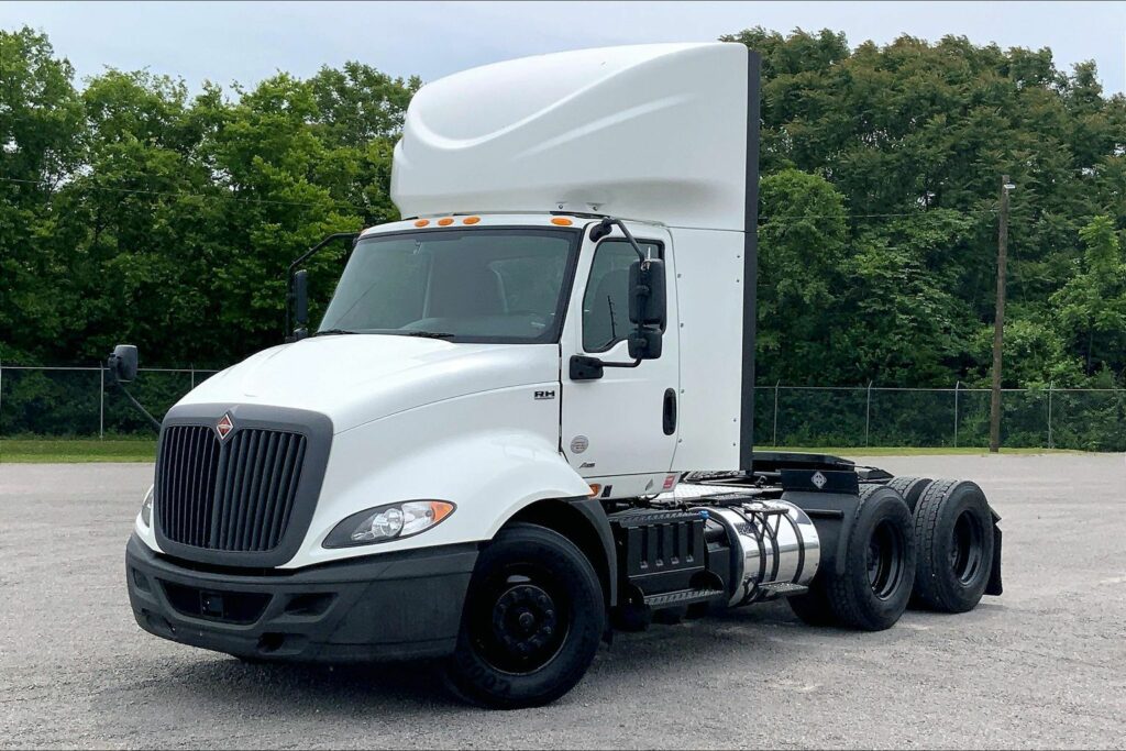 2020 INT RH613 6×4 Day Cab
