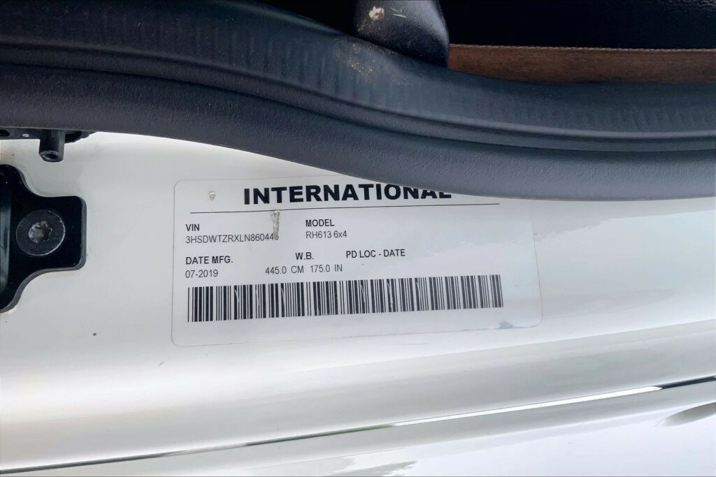 2020 INT RH613 6×4 Day Cab