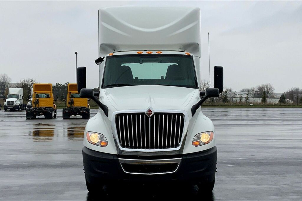 2021 CUM LT625 6×4 Day Cab