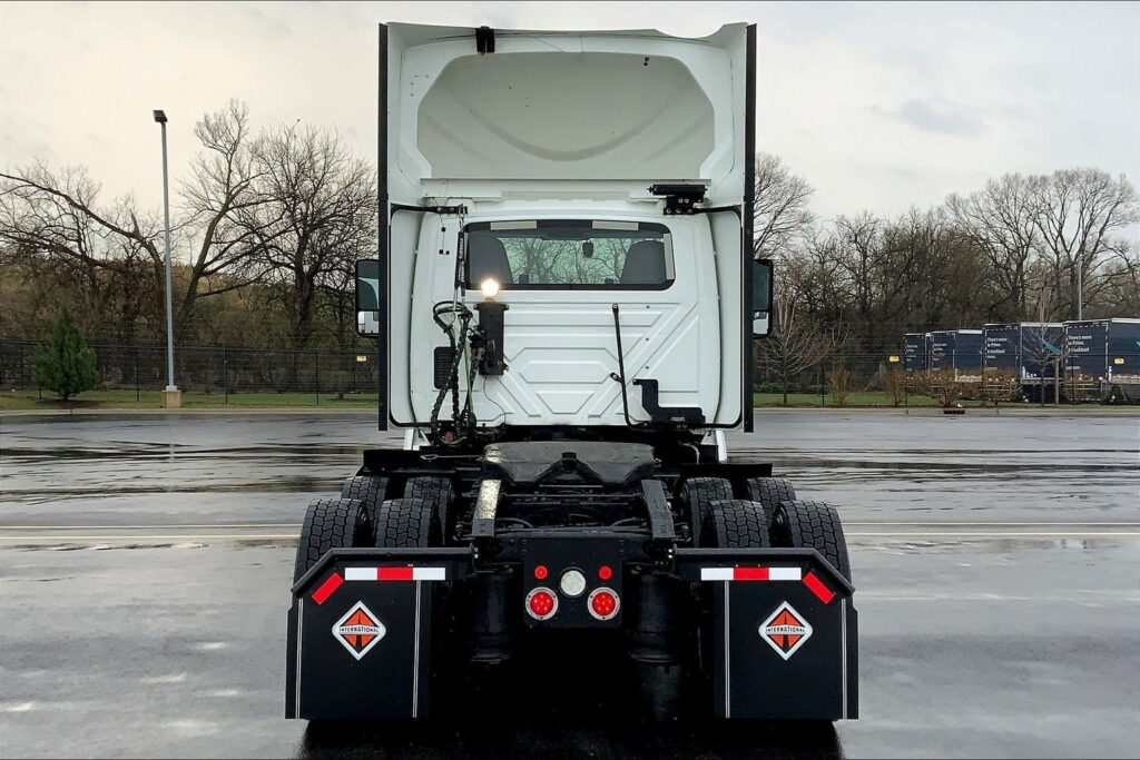 2021 CUM LT625 6×4 Day Cab