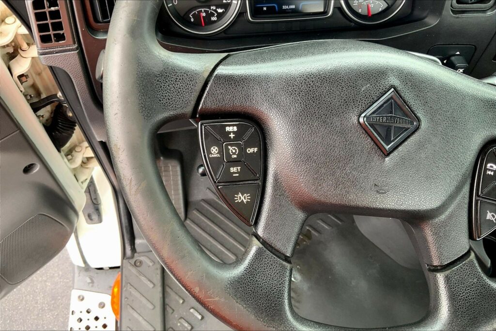 2021 CUM LT625 6×4 Day Cab