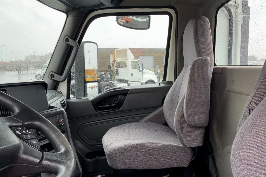 2021 CUM LT625 6×4 Day Cab