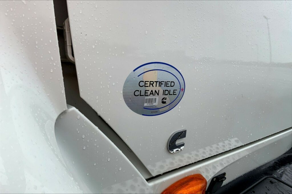 2021 CUM LT625 6×4 Day Cab