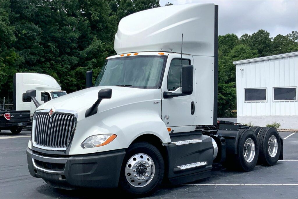 2021 CUM LT625 6×4 Day Cab