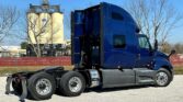 2022 CUM LT625 6×4 Sleeper
