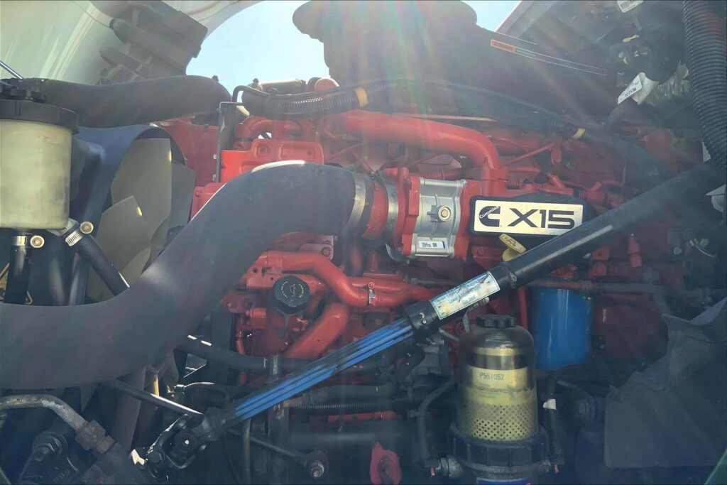 2021 CUM LT625 6×4 Day Cab