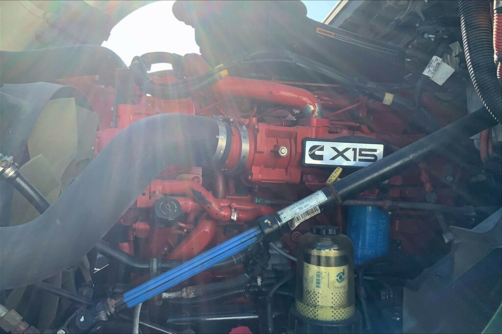 2021 CUM LT625 6×4 Day Cab