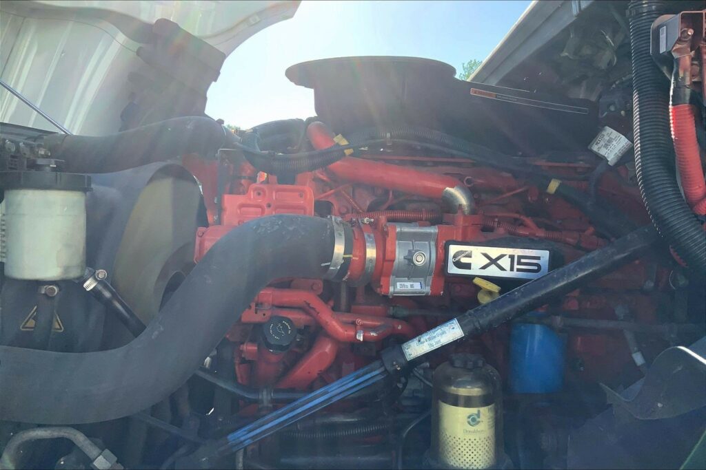 2021 CUM LT625 6×4 Day Cab