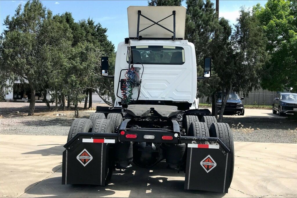 2021 CUM LT625 6×4 Day Cab