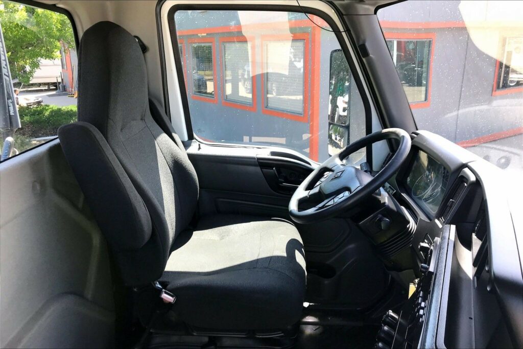 2021 CUM LT625 6×4 Day Cab