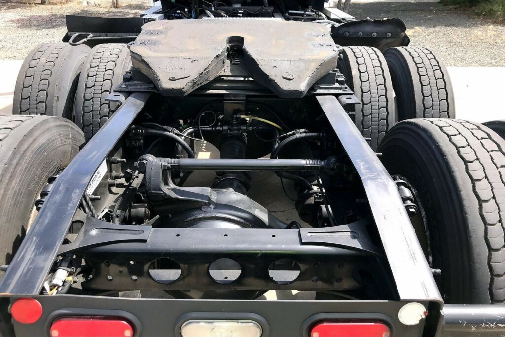 2021 CUM LT625 6×4 Day Cab