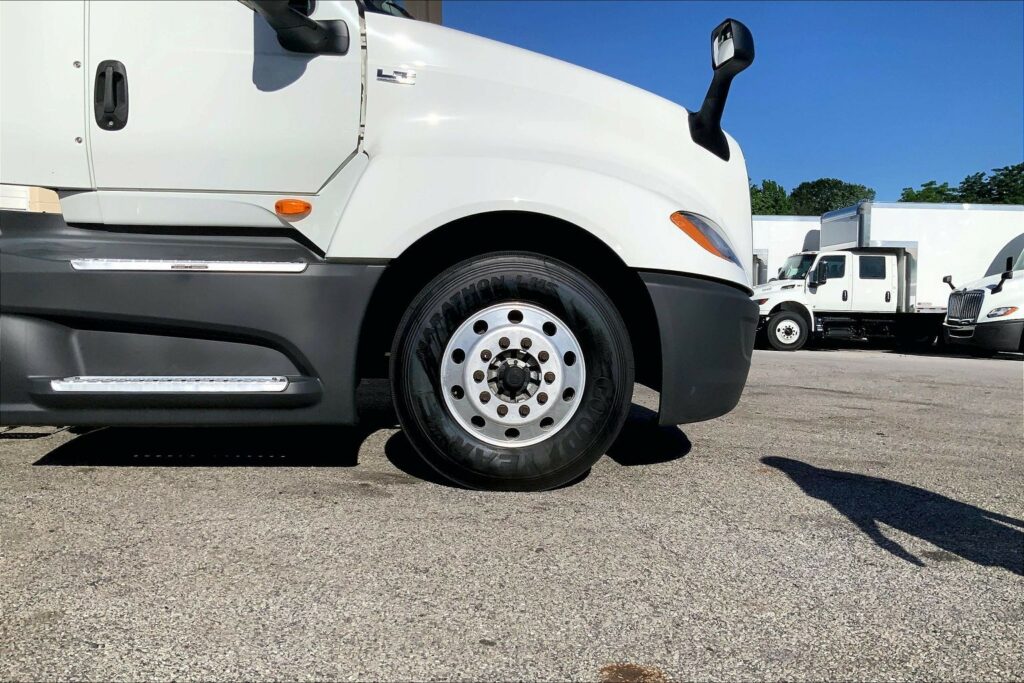 2021 CUM LT625 6×4 Day Cab