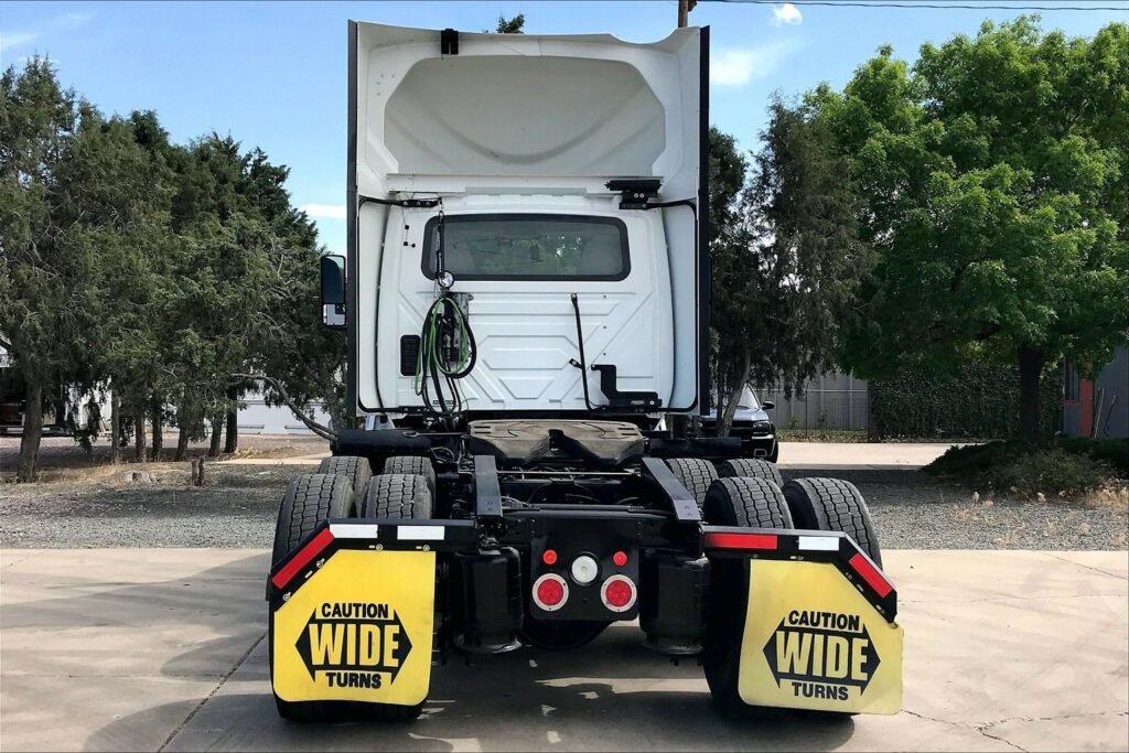 2020 CUM LT625 6×4 Day Cab